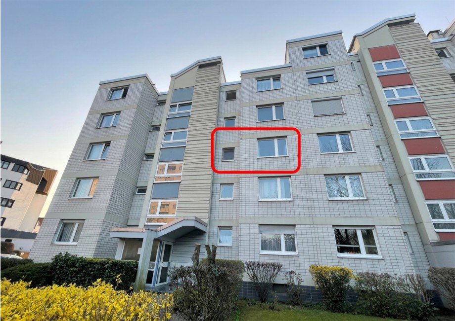 2 - Au�enansicht mit Hauseinga Etagenwohnung Bad Nauheim
