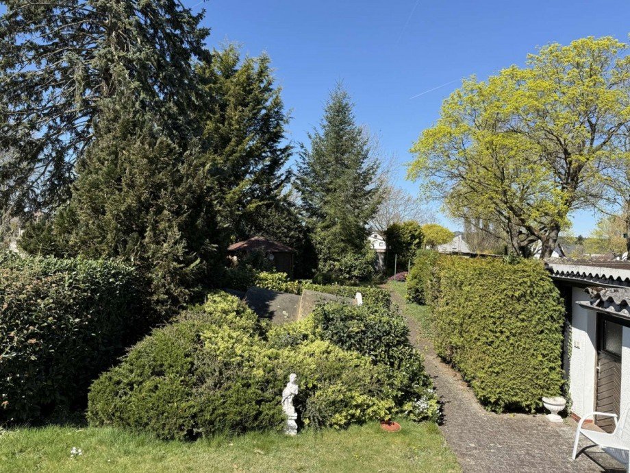 1.9 - Garten Zweifamilienhaus R�dermark