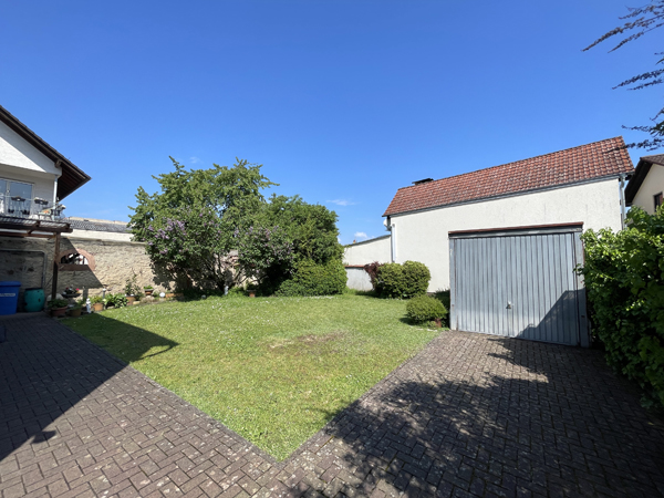 Garten mit Garage Einfamilienhaus Gro�-Zimmern