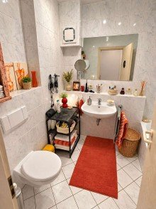 4 - Bad 1 Gro�z�giges 1-Zimmer-Apartment mit Wintergarten-Balkon, Gartenanteil & Stellplatz, in Gro�-Zimmern