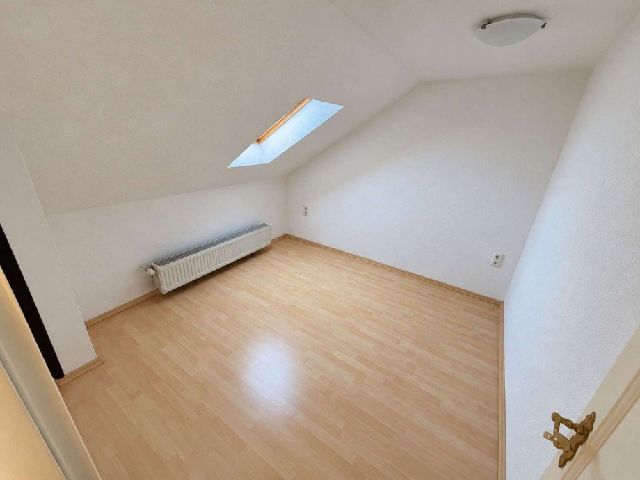 20 - Kleines Zimmer im Dachgeschoss - Ansicht 2 Reihenmittelhaus Goldbach