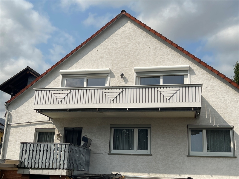 20 - Balkon Dachgeschosswohnung Gro�-Zimmern
