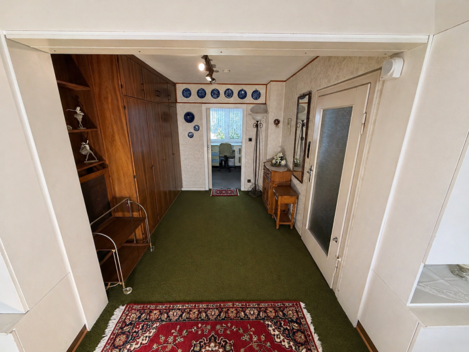 2.4 - EG-Wohnung - Durchgangsraum vom Esszimmer in Richtung K�che Zweifamilienhaus R�dermark