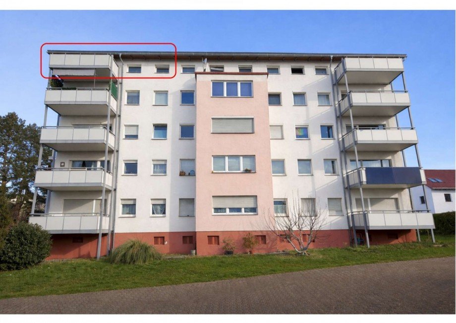 5 - Wohnhaus - R�ckansicht Dachgeschosswohnung Bensheim