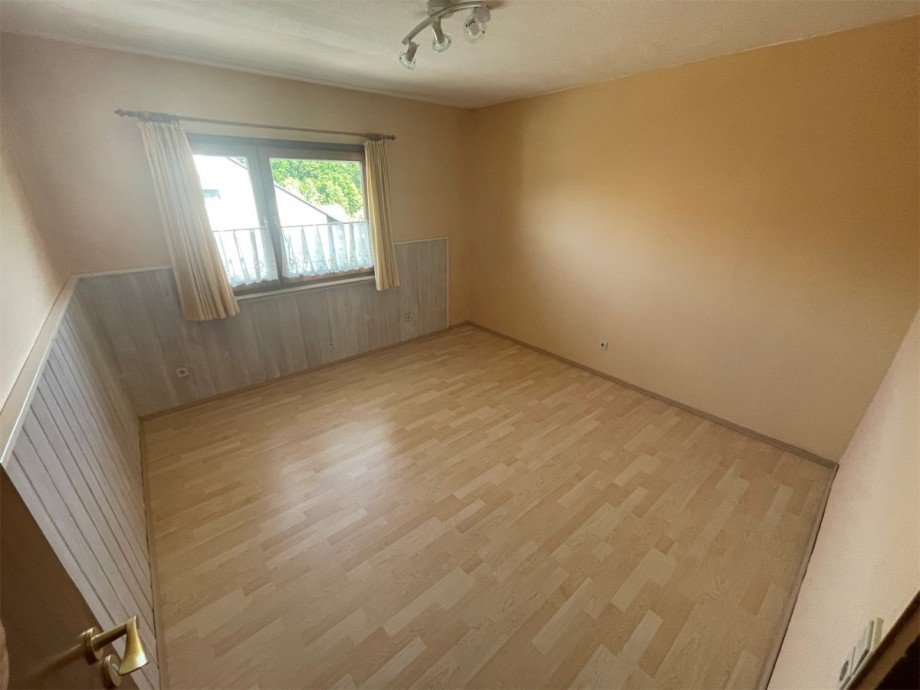 10 - Kind 2 Etagenwohnung Krombach