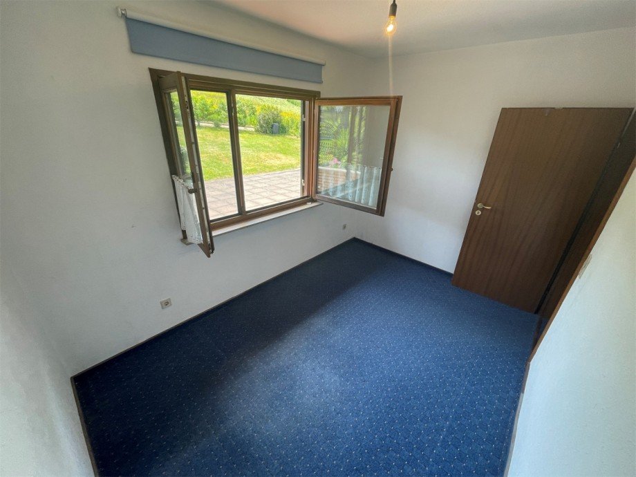 9 - Kind 1 Etagenwohnung Krombach