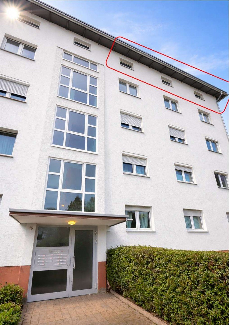4 - Wohnhaus - Haupteingang Dachgeschosswohnung Bensheim