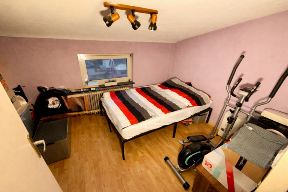 11 - Schlafzimmer Dachgeschosswohnung Bensheim