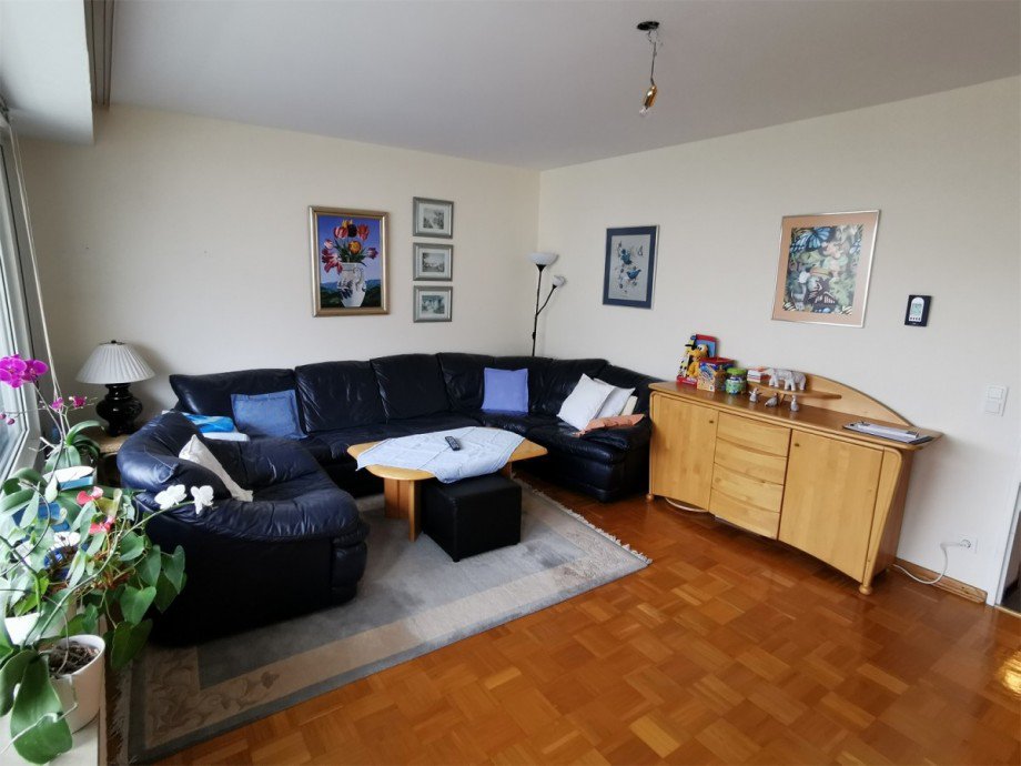 9 - Wohnzimmer Etagenwohnung Bad Nauheim