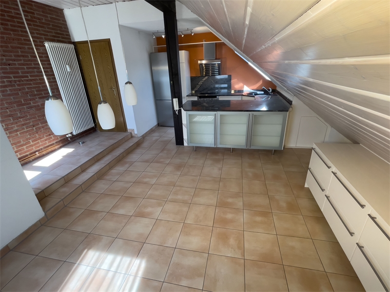 10 - K�che mit Essbereich 1 Dachgeschosswohnung Gro�-Zimmern
