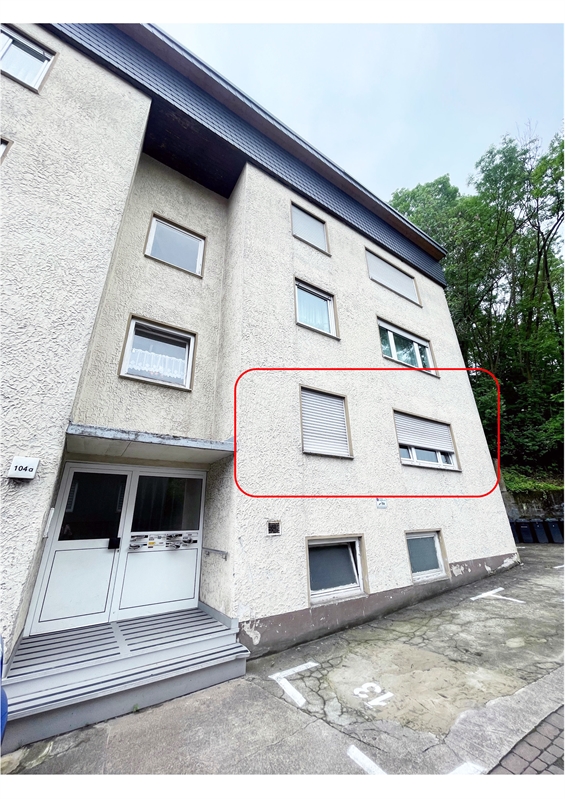 Au�enaufnahme mit Hauseingangs Erdgeschosswohnung Ober-Ramstadt