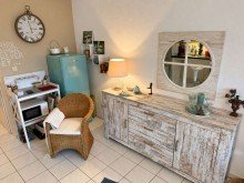 11 - Wohnzimmerbereich Gro�z�giges 1-Zimmer-Apartment mit Wintergarten-Balkon, Gartenanteil & Stellplatz, in Gro�-Zimmern